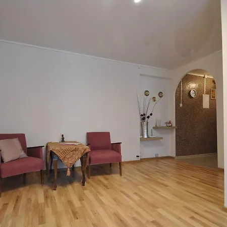 Kreenholmi 5 Apartmán *